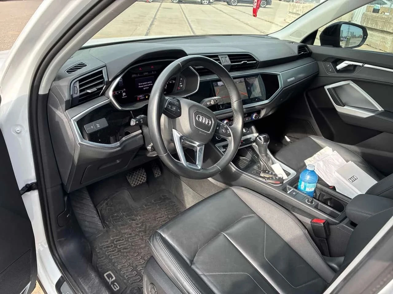Audi Q3, снимка 5 - Автомобили и джипове - 56730284