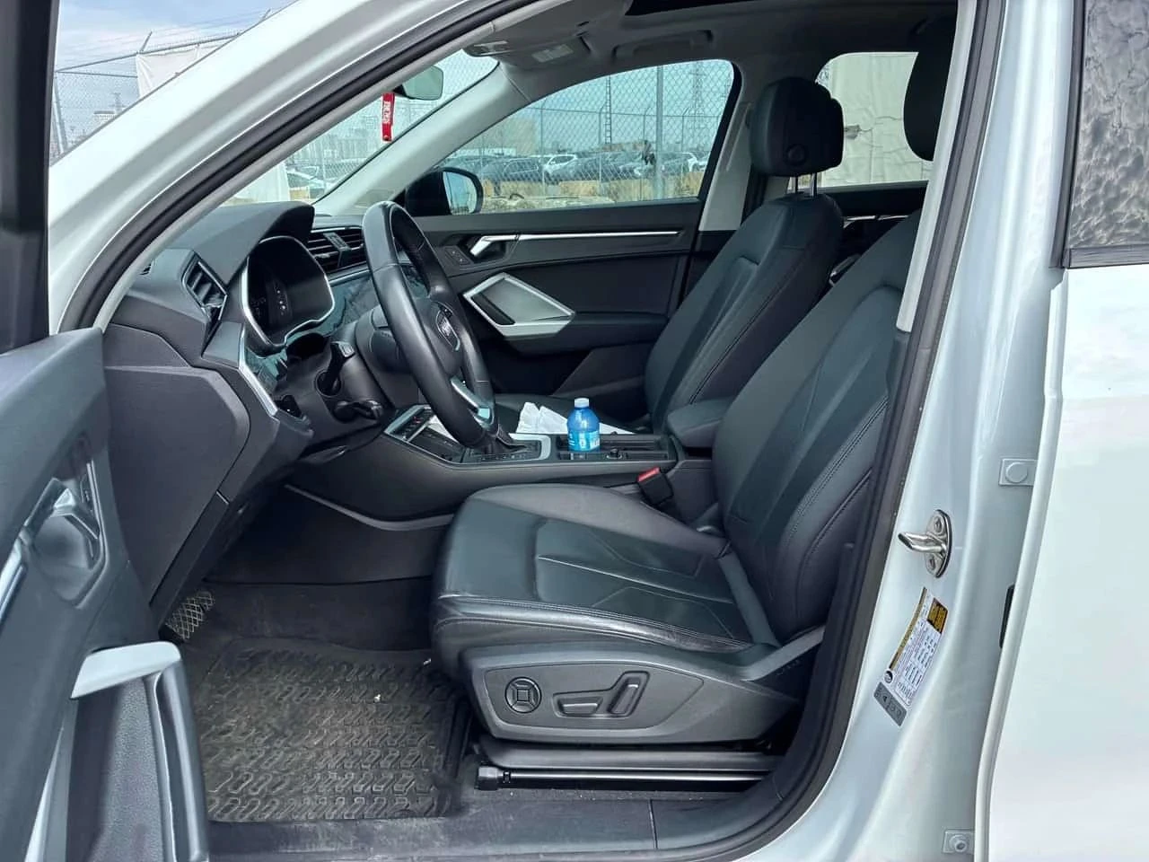 Audi Q3, снимка 17 - Автомобили и джипове - 56730284