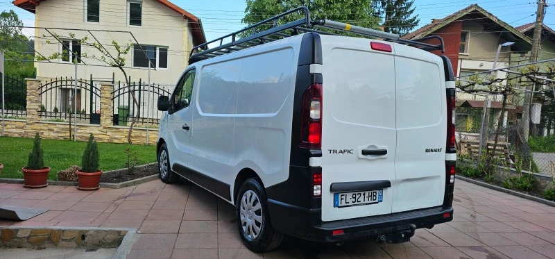 Renault Trafic AUTOMAT 2.0 BLUE DCI , снимка 5 - Бусове и автобуси - 45375948