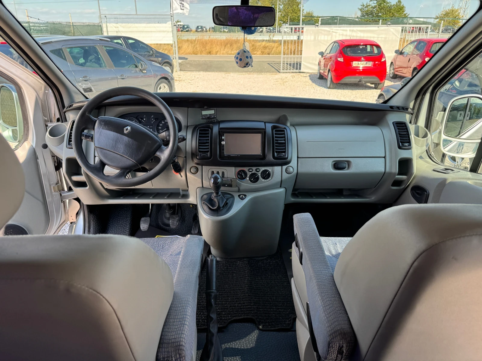 Renault Trafic 1.9 DCI L2 H1 - изображение 9