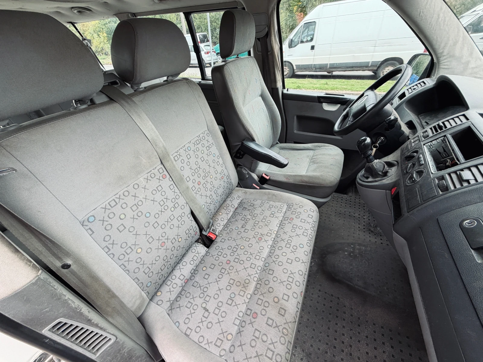 VW T5 1.9TDI / КЛИМА, снимка 5 - Бусове и автобуси - 56715098
