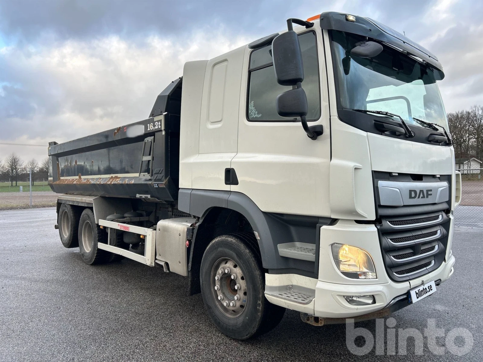Daf CF 410 6x2 със самосвална  каросерия Zetterberg ZD4 - изображение 2
