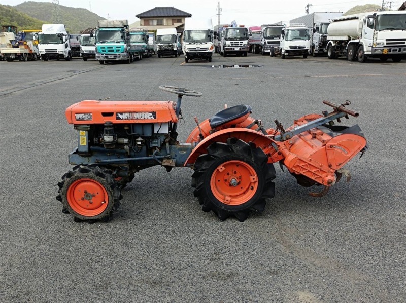 Трактор Kubota B6000DT, снимка 7 - Селскостопанска техника - 42746726