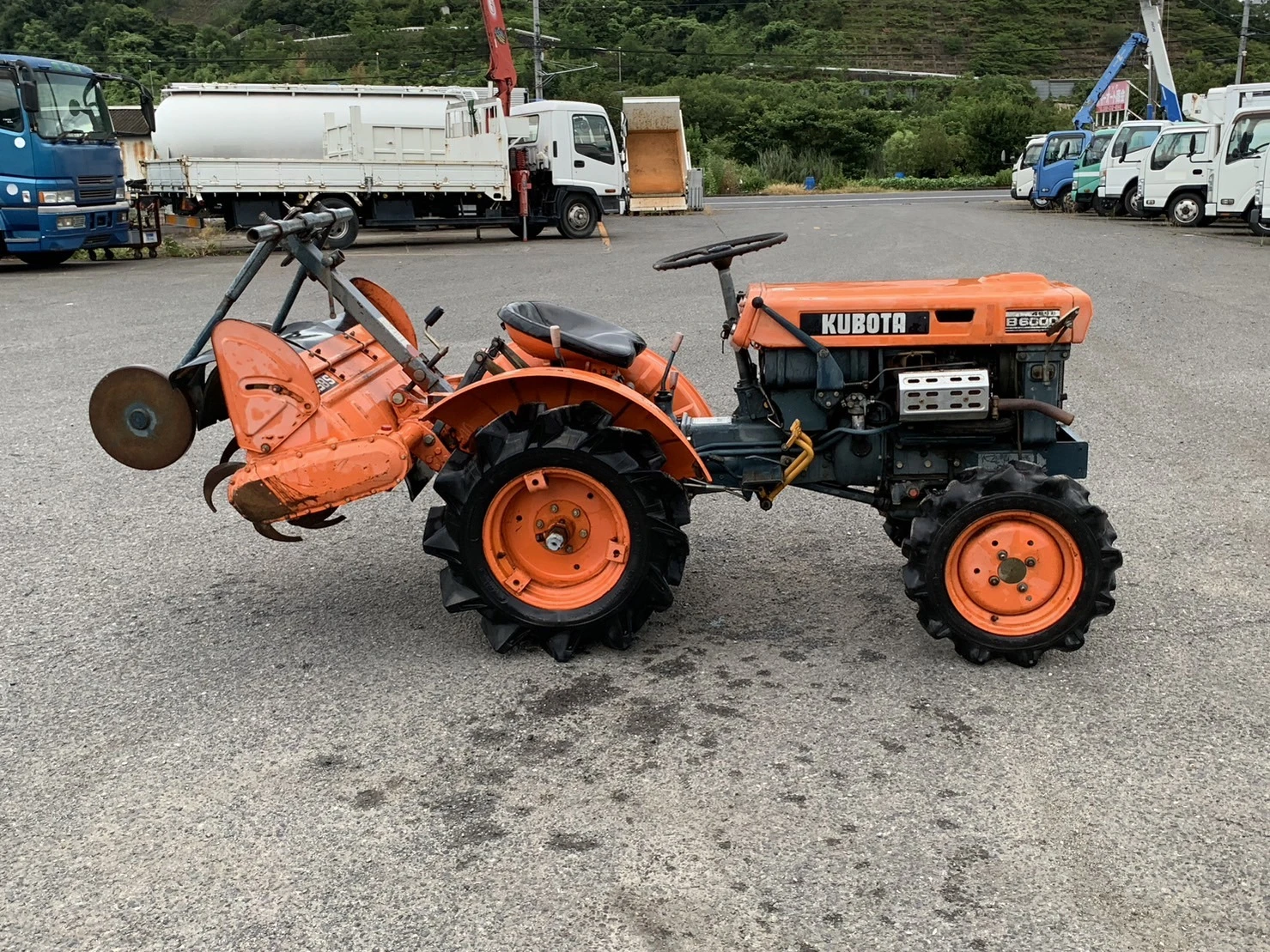 Трактор Kubota B6000DT - изображение 3