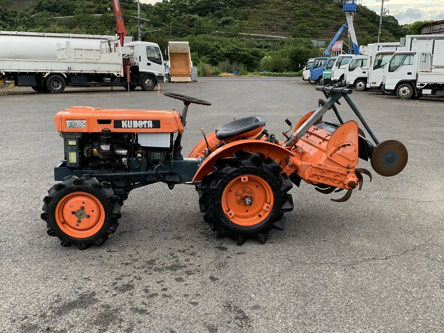 Трактор Kubota B6000DT - изображение 2