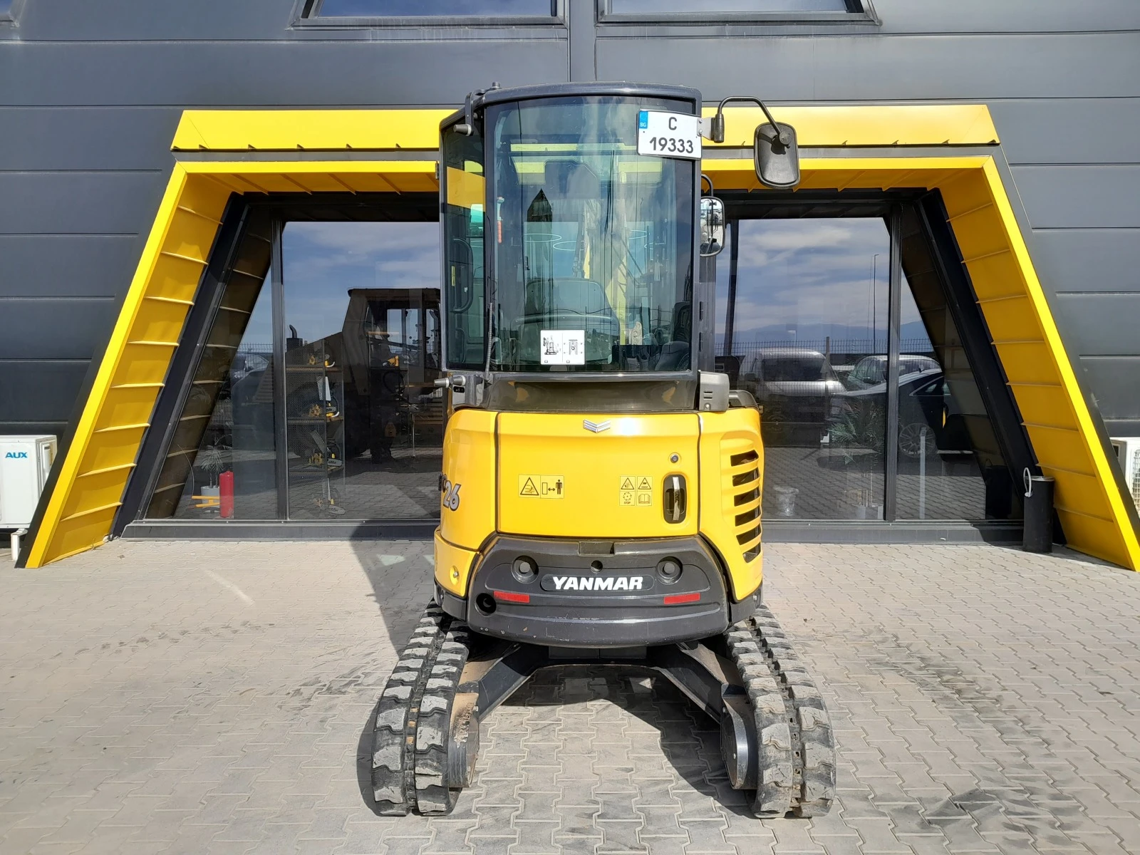 Багер Yanmar ViO26-6 2665кг - изображение 4