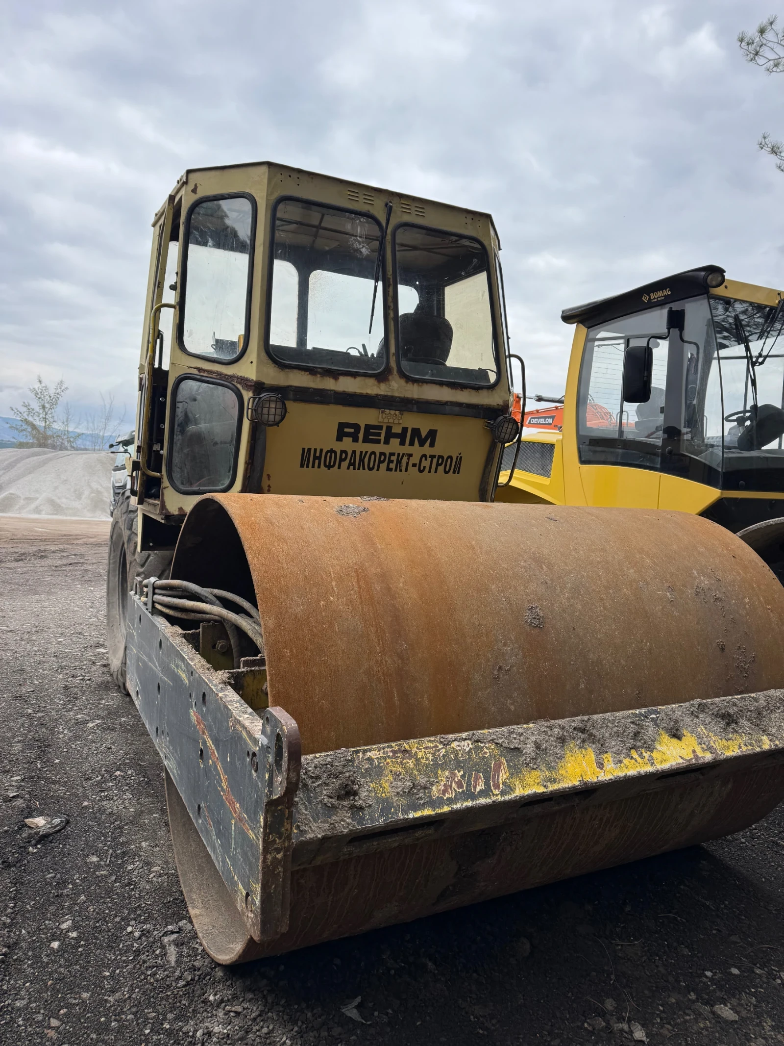  CASE 1105 | Mobile.bg   1