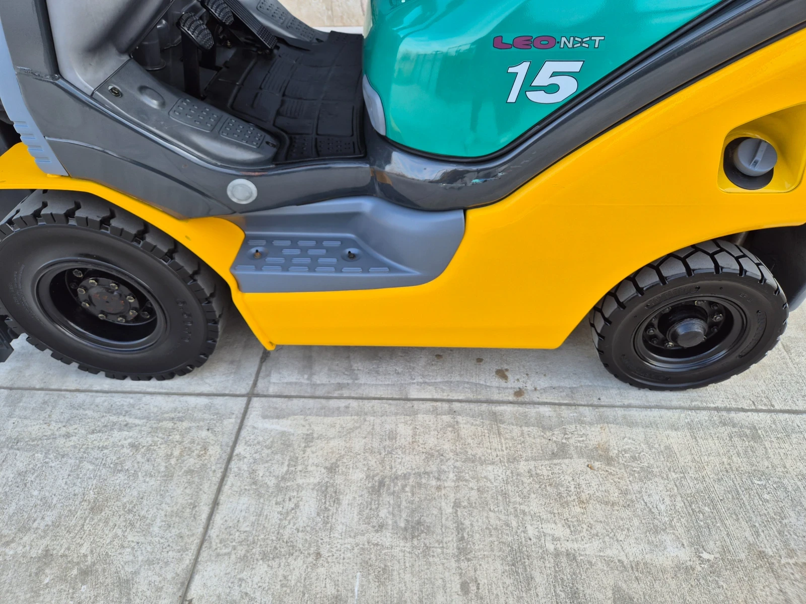  Komatsu  *  *   * ! | Mobile.bg   13