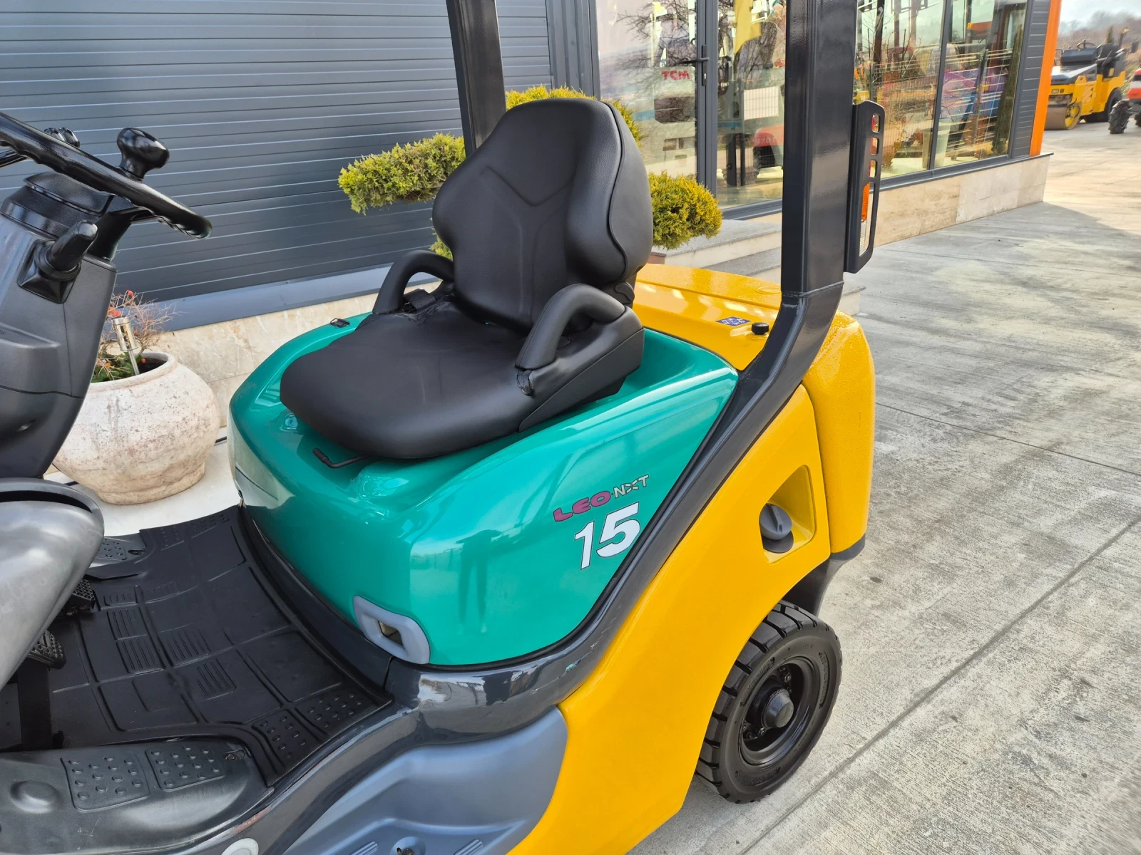  Komatsu  *  *   * ! | Mobile.bg   10