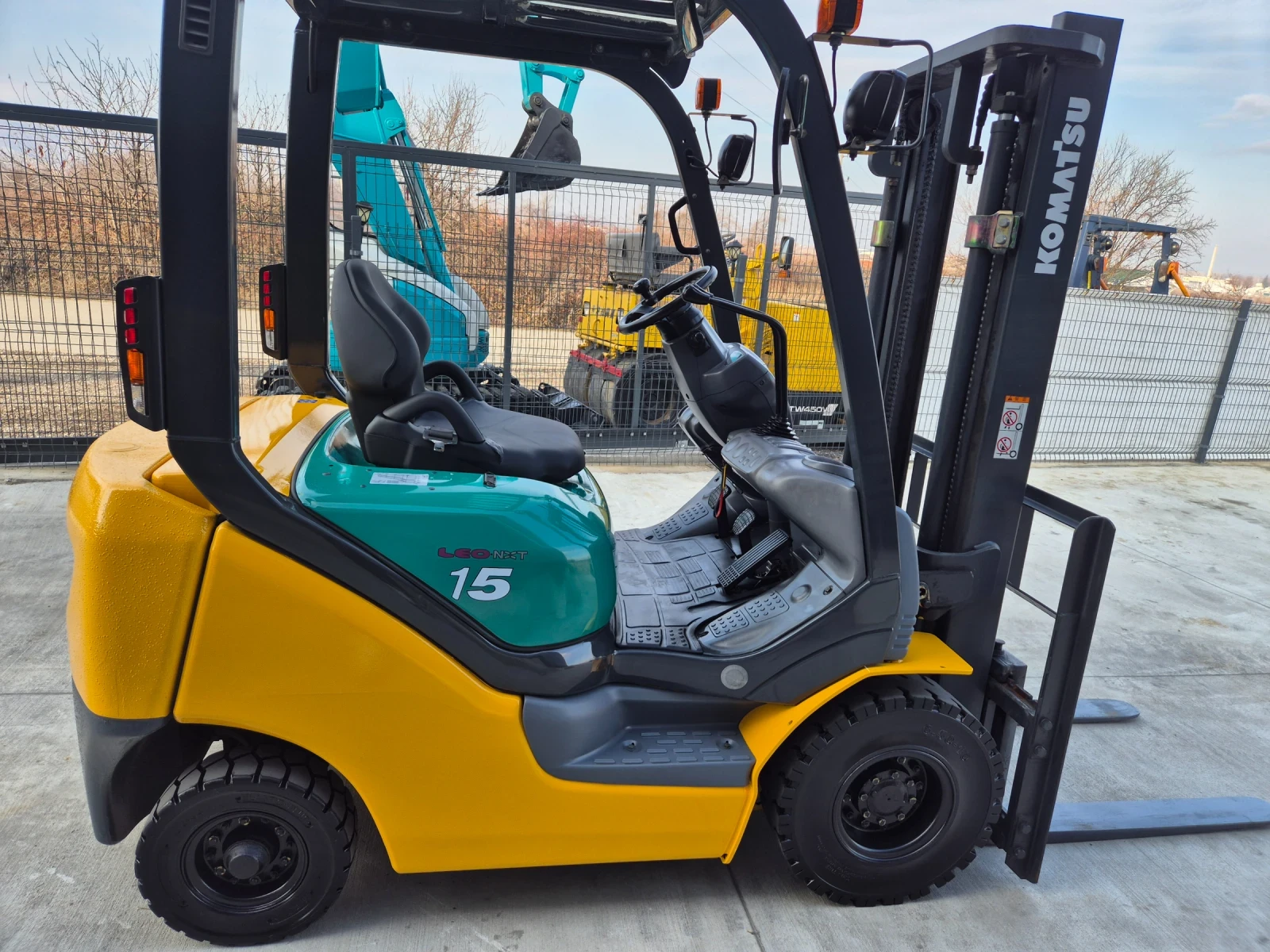  Komatsu  *  *   * ! | Mobile.bg   6