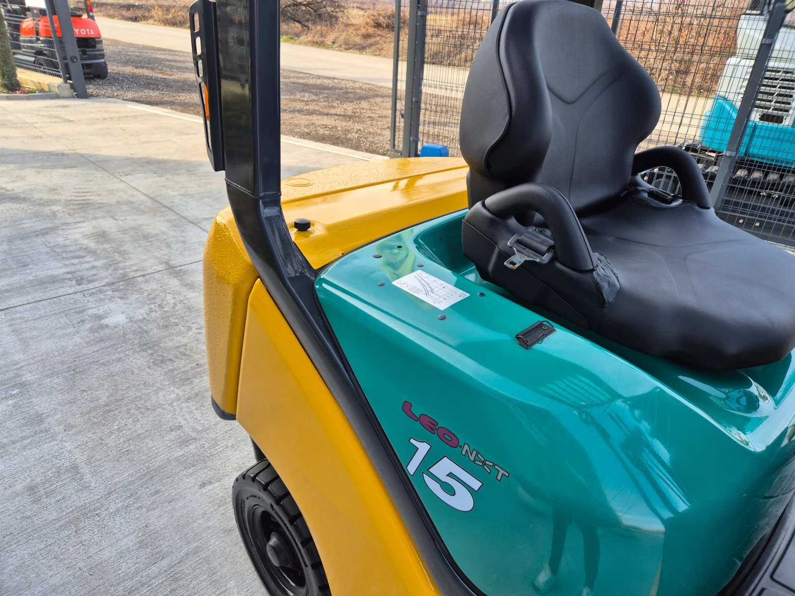  Komatsu  *  *   * ! | Mobile.bg   12