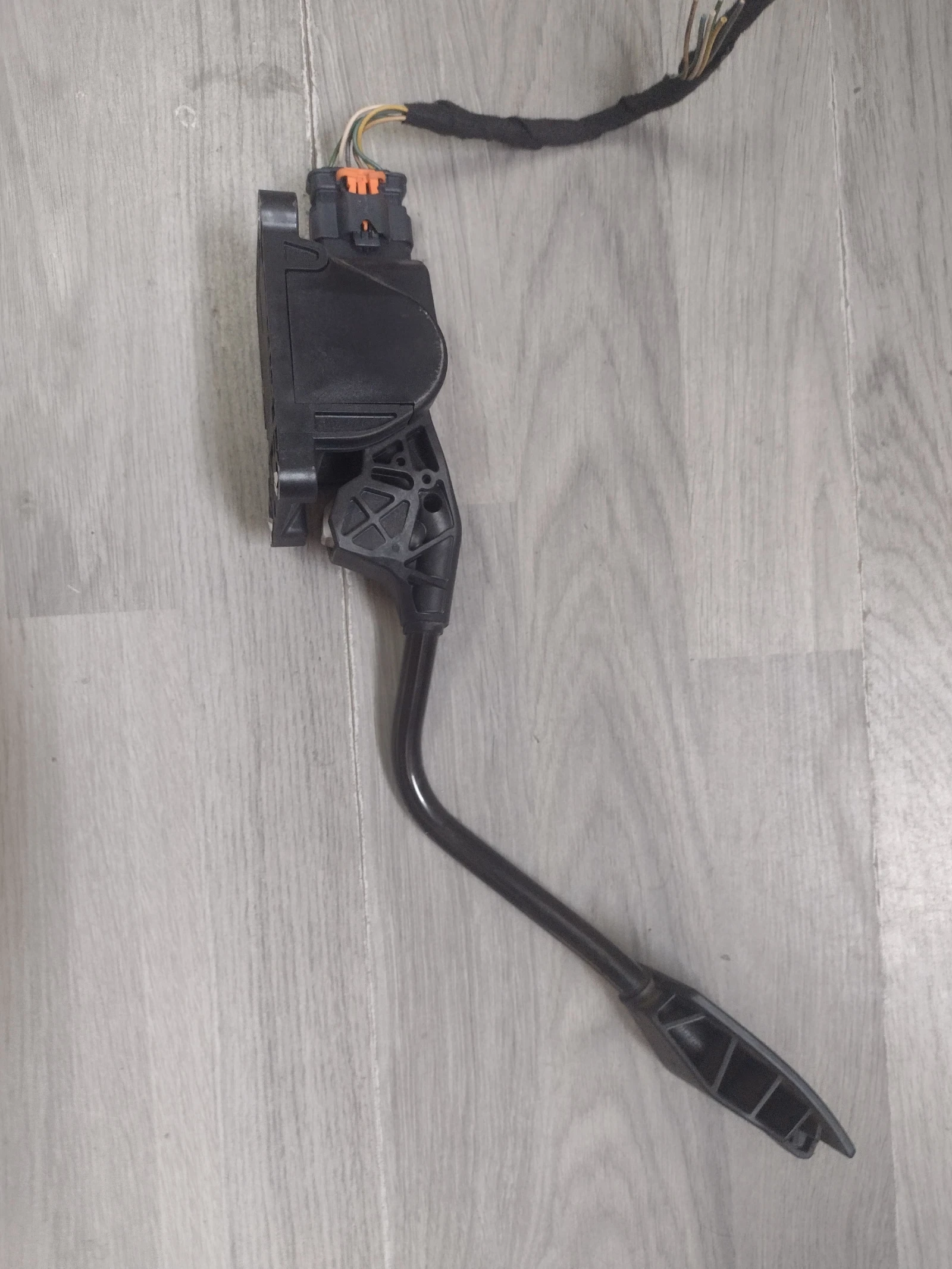 9686212980  ����� ��� PEUGEOT 508, CITROEN C5   Bosch 0280755159 | Mobile.bg � ����������� 4