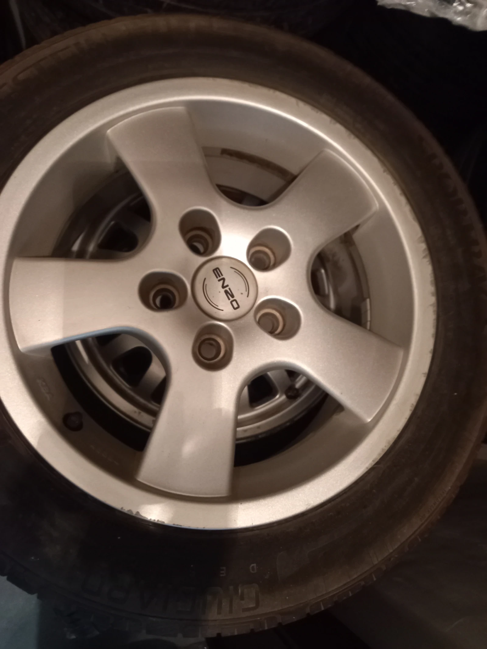    185/60R15 | Mobile.bg   11