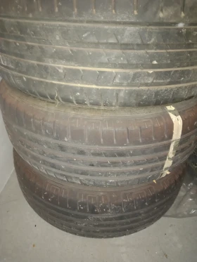 Гуми с джанти Vredestein 185/60R15, снимка 2 - Гуми и джанти - 49145941