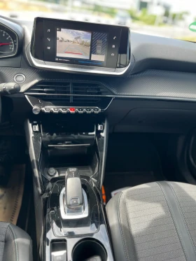 Peugeot 2008 1.2-131НР КАПАРИРАН, снимка 15