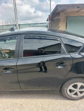 Toyota Prius 1.8, снимка 2