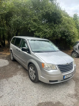     Chrysler Town and Country 3.3