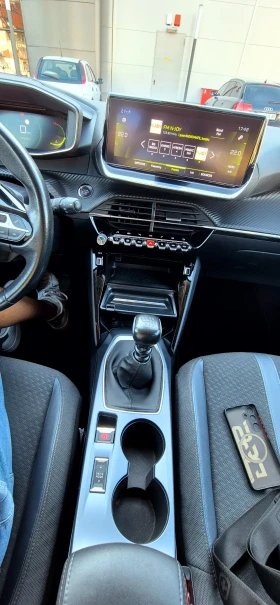 Peugeot 2008 Allure i-cockpit  | Mobile.bg    7