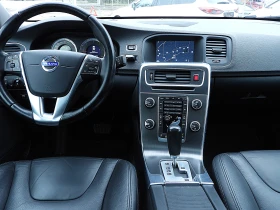 Volvo S60 2.4ШВЕЙЦАРИЯ-ДИСТРОНИК/КОЖА/НАВИ/LANE ASSIST/BLISS - 8950 € / 17504.68 лв. - 30221794 11