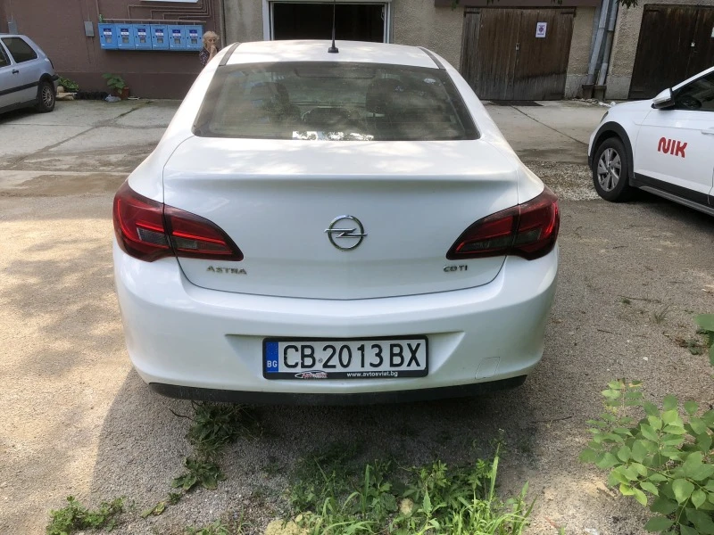 Opel Astra, снимка 5 - Автомобили и джипове - 47184674