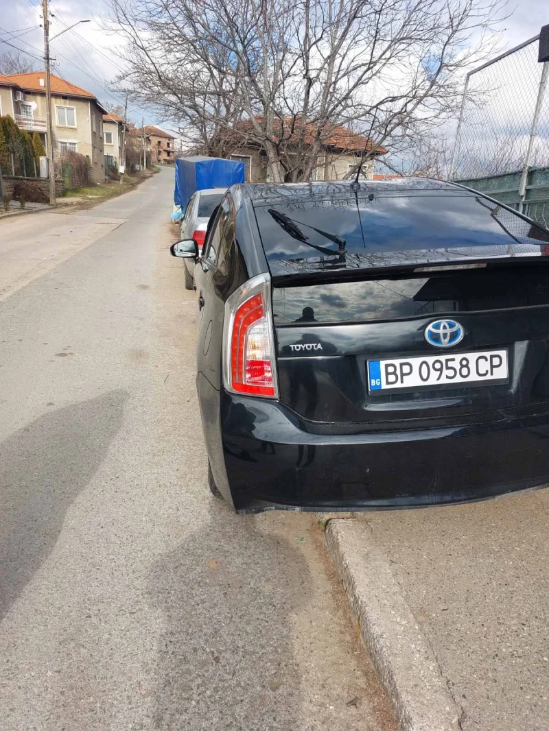 Toyota Prius 1.8, снимка 4 - Автомобили и джипове - 48961116