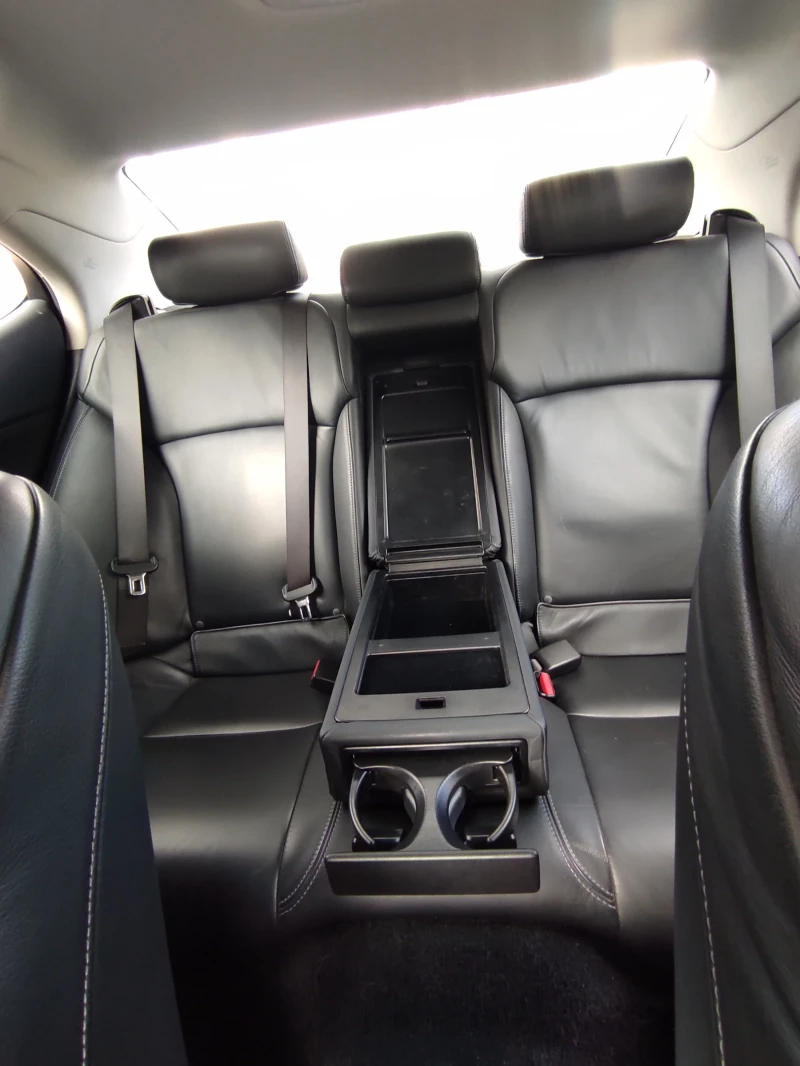 Lexus IS 220d 2.2  ИТАЛИЯ, снимка 9 - Автомобили и джипове - 52103234