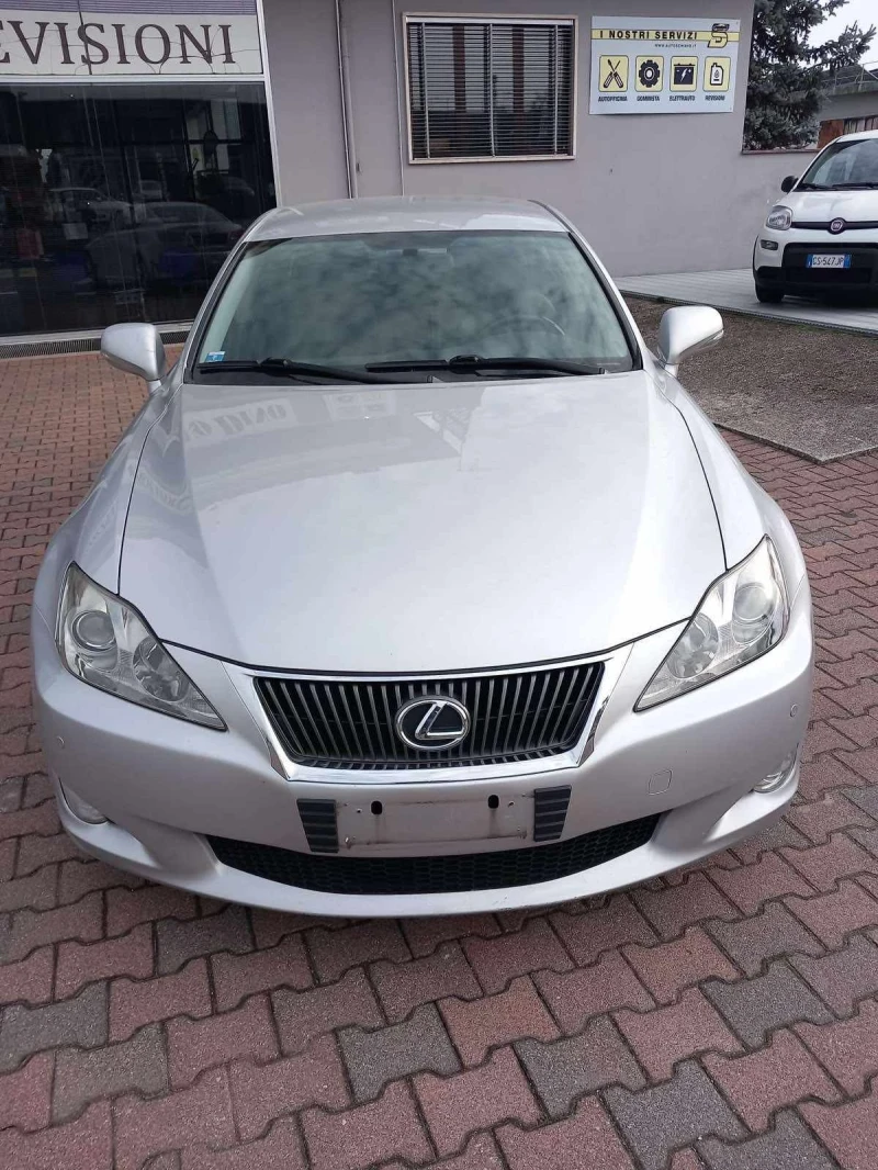 Lexus IS 220d 2.2  ИТАЛИЯ, снимка 5 - Автомобили и джипове - 52103234