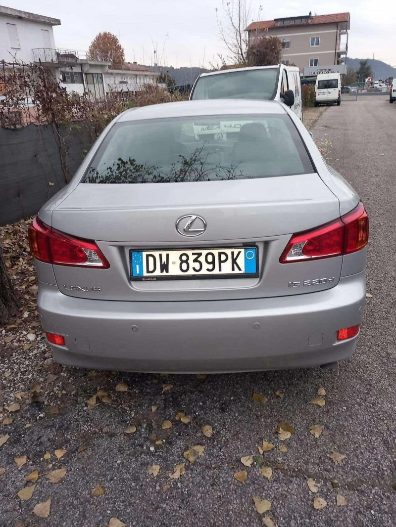 Lexus IS 220d 2.2  ИТАЛИЯ, снимка 4 - Автомобили и джипове - 52103234