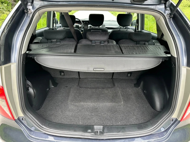 Honda Fr-v 1.7i, снимка 16 - Автомобили и джипове - 50493862