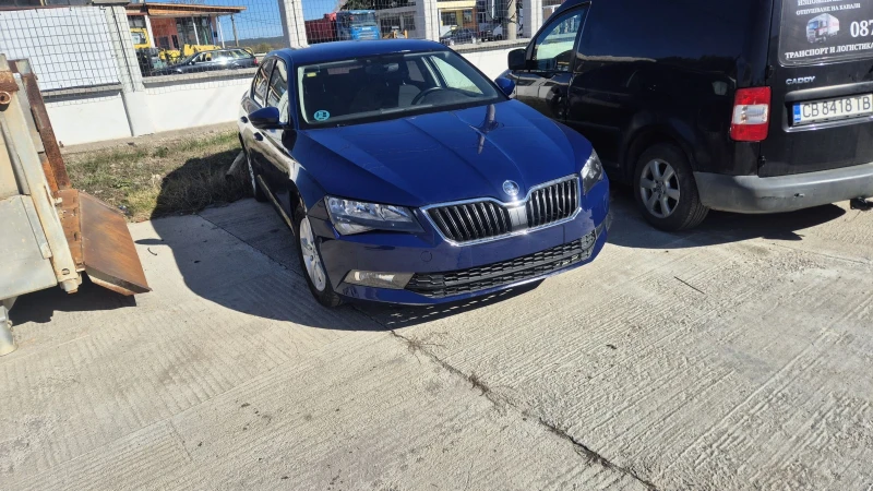 Skoda Superb, снимка 7 - Автомобили и джипове - 52327792