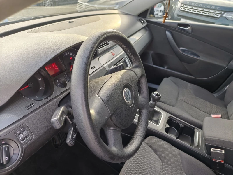 VW Passat 1.9tdi 105kc, снимка 7 - Автомобили и джипове - 52830206