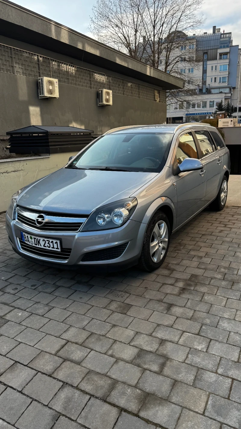 Opel Astra, снимка 3 - Автомобили и джипове - 53149092