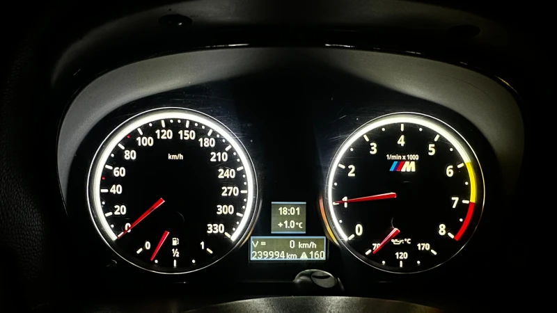 BMW 320, снимка 14 - Автомобили и джипове - 53154481