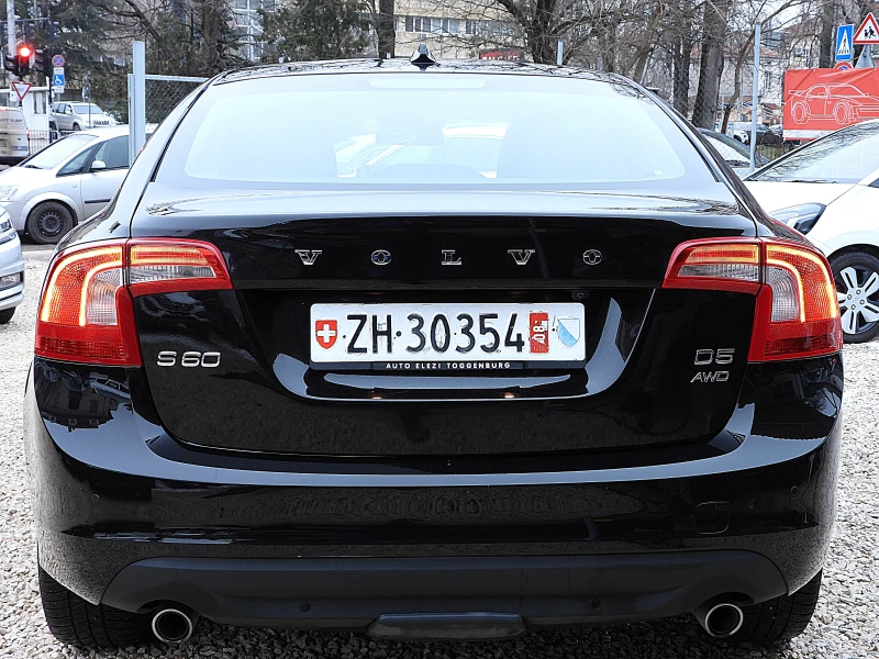 Volvo S60 2.4ШВЕЙЦАРИЯ-ДИСТРОНИК/КОЖА/НАВИ/LANE ASSIST/BLISS, снимка 5 - Автомобили и джипове - 53234868