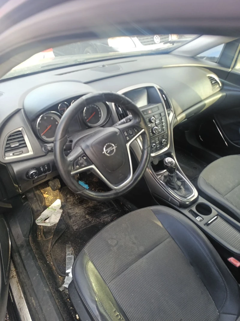 Opel Astra, снимка 3 - Автомобили и джипове - 53299592