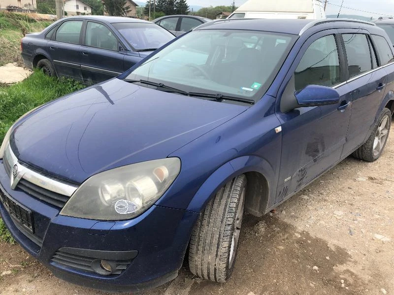 Opel Astra 1.9CDTI, снимка 1 - Автомобили и джипове - 25284460