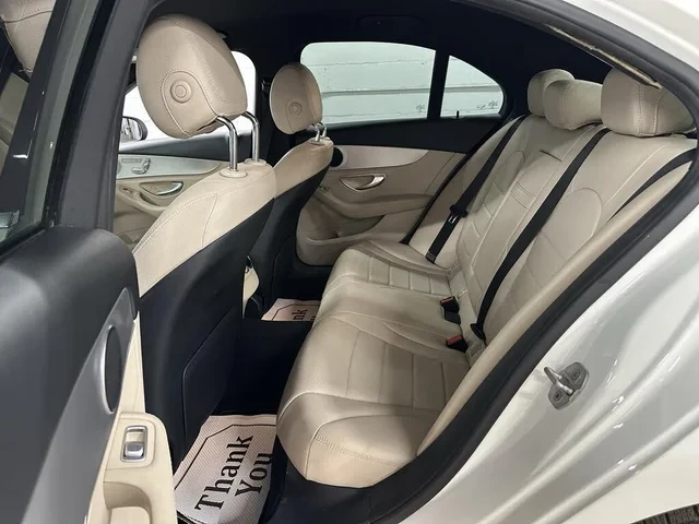 Mercedes-Benz C 300 4MATIC #УНИКАТ# !AMG LINE! PANO/CAM, снимка 8 - Автомобили и джипове - 54967399