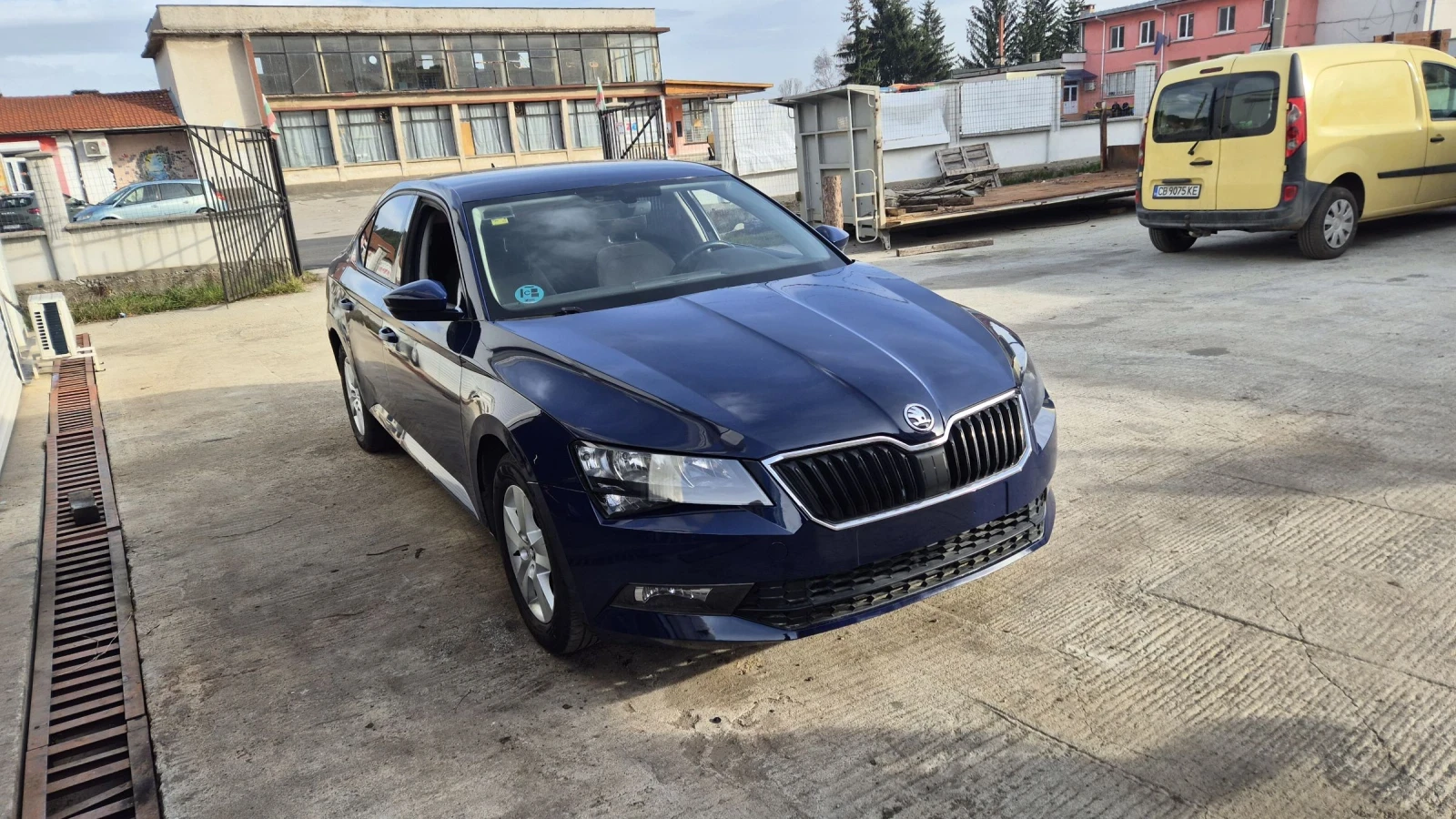 Skoda Superb, снимка 1