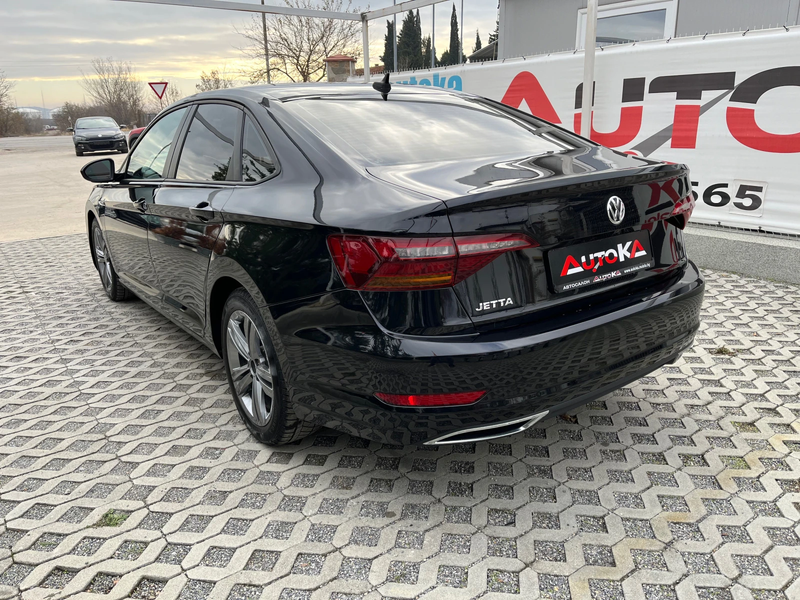 VW Jetta BLACK FRIDAY* R-Line* АВТОМАТ* DSG* -92хил.км= N - изображение 5