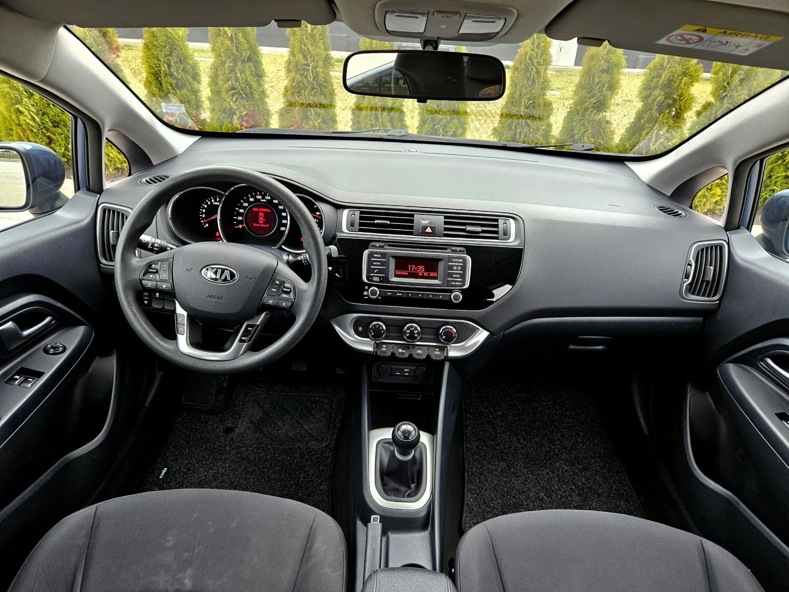 Kia Rio 84кс.Бензи/Газ, usb, Мултиволан  - изображение 10