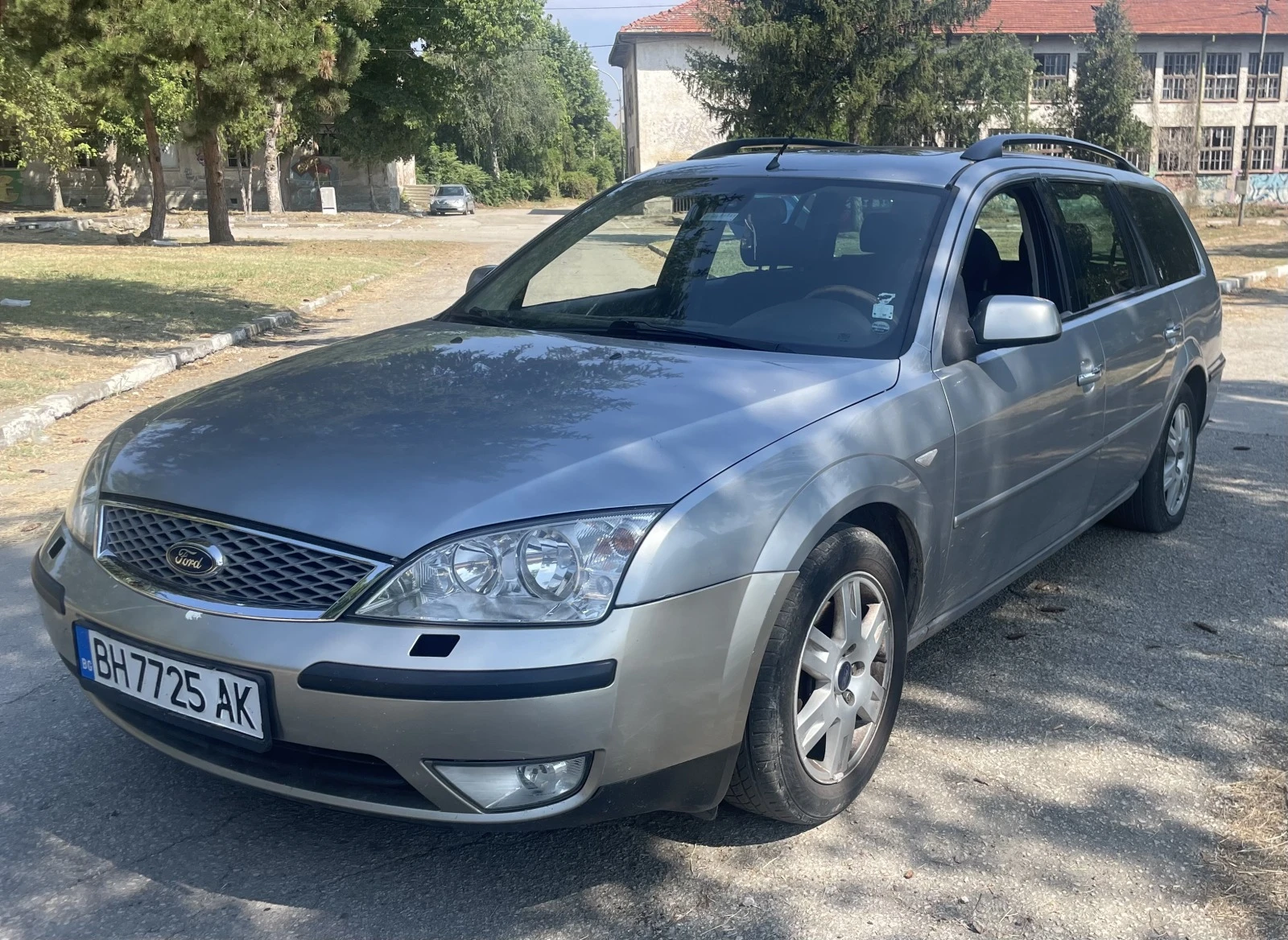 Ford Mondeo Ghia 2.0 tdci - изображение 6