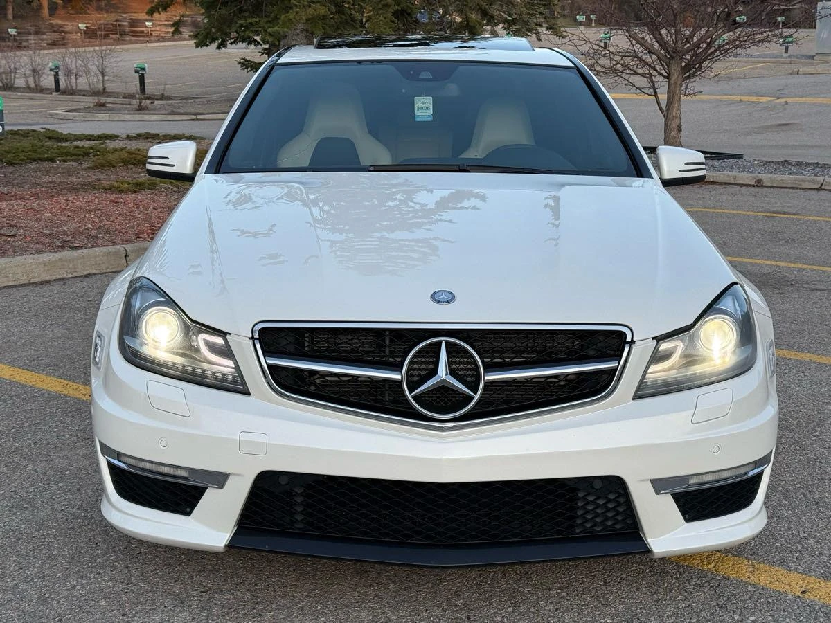 Mercedes-Benz C 63 AMG * * АвтоКредит - изображение 3