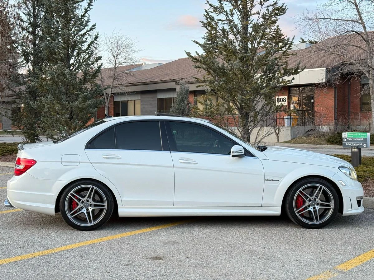 Mercedes-Benz C 63 AMG * * АвтоКредит - изображение 5