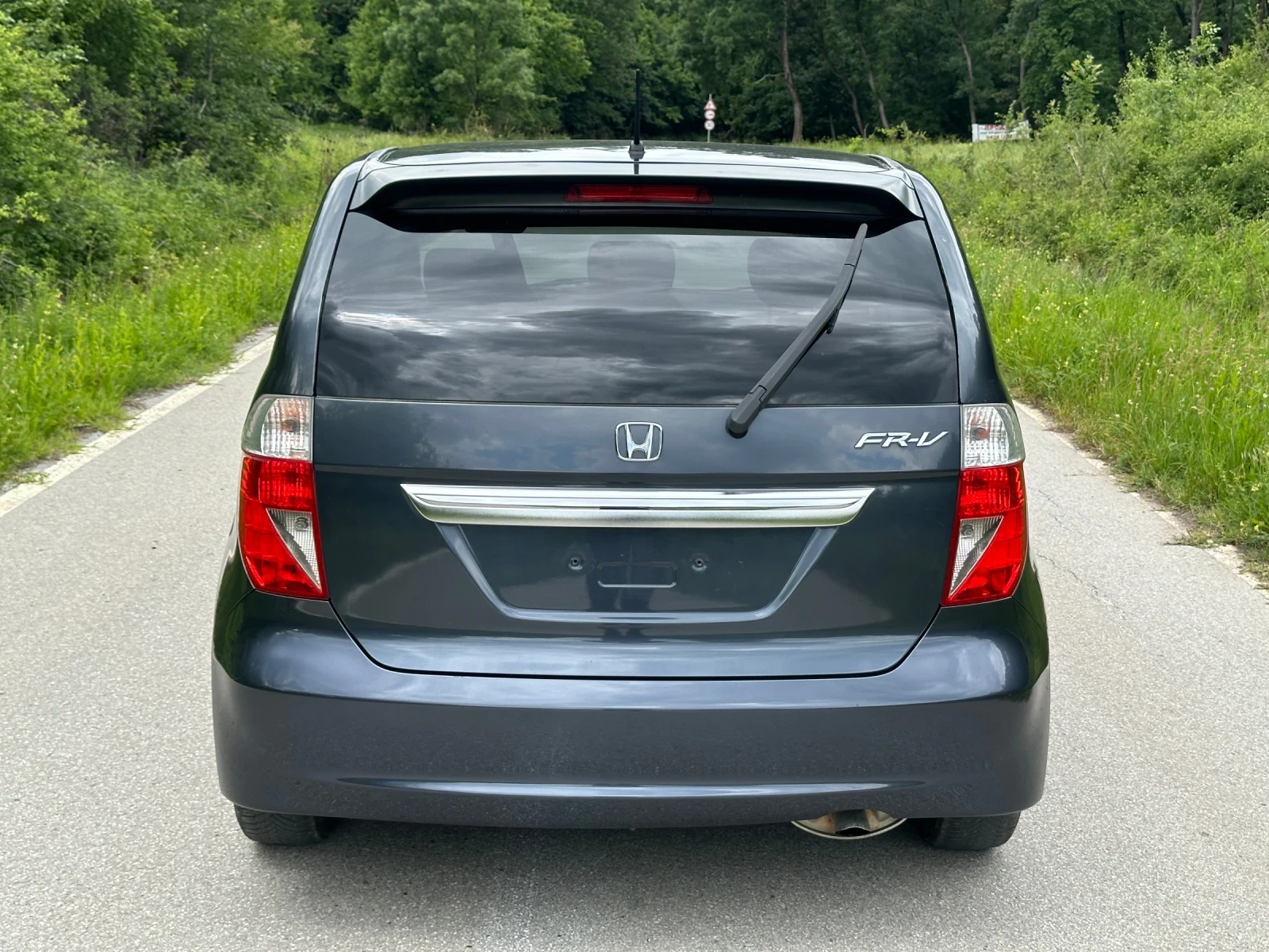 Honda Fr-v 1.7i - изображение 5