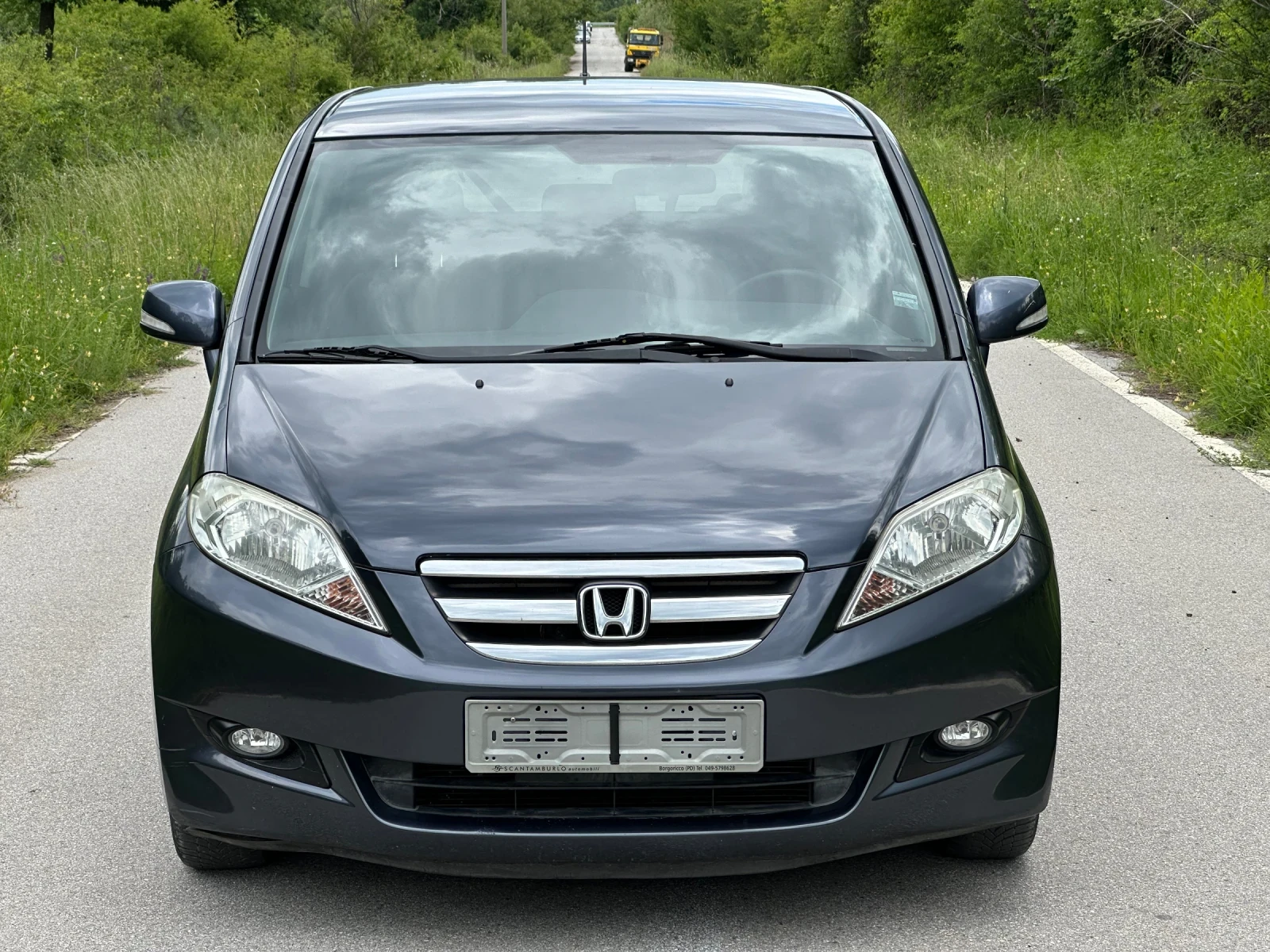 Honda Fr-v 1.7i - изображение 2
