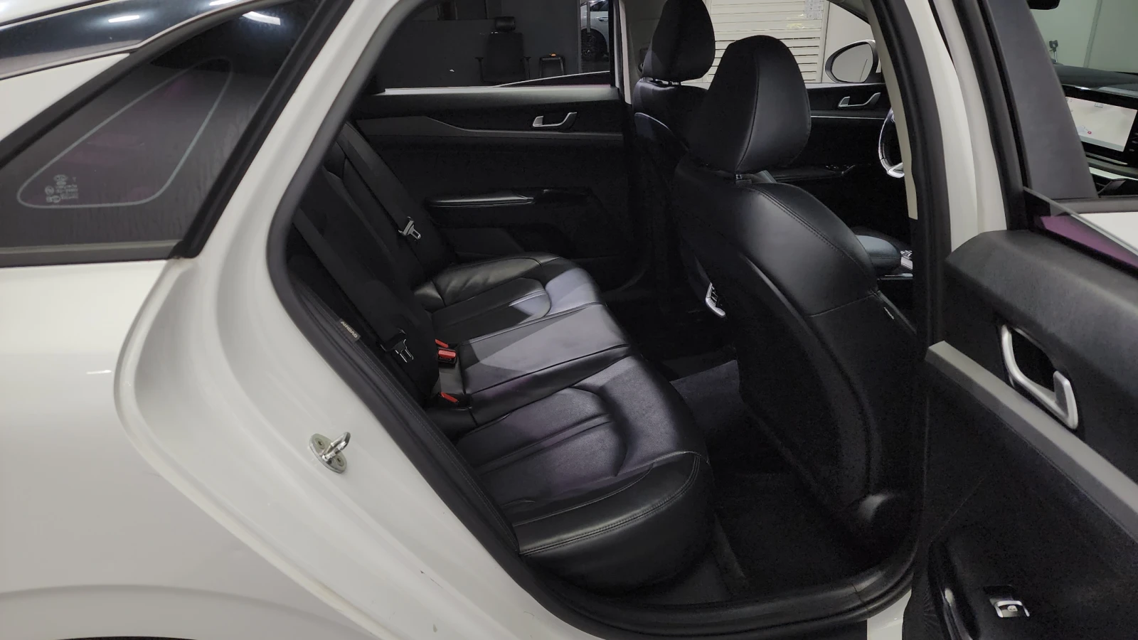 Kia K5 2.0LPI TRENDY | Mobile.bg   12