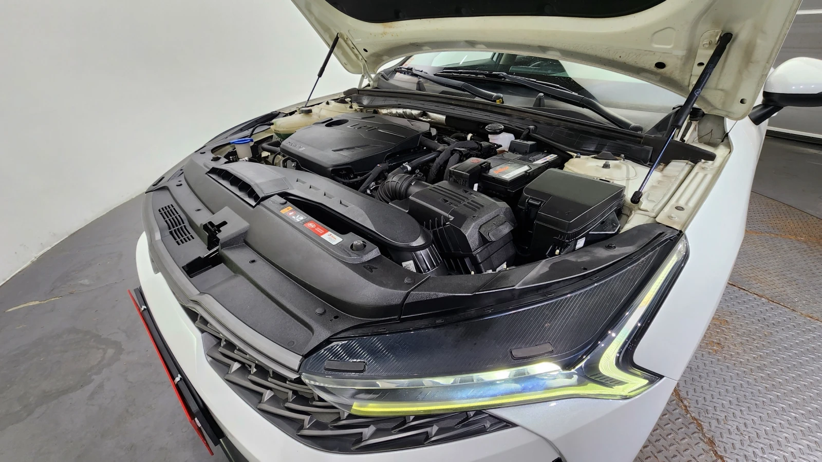 Kia K5 2.0LPI TRENDY - изображение 6