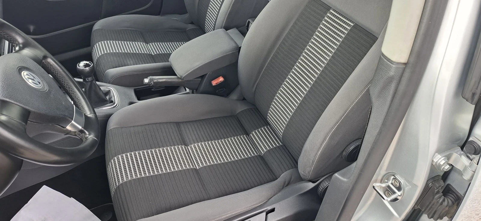 VW Golf 1, 6 ГАЗ/БЕНЗИН - изображение 8