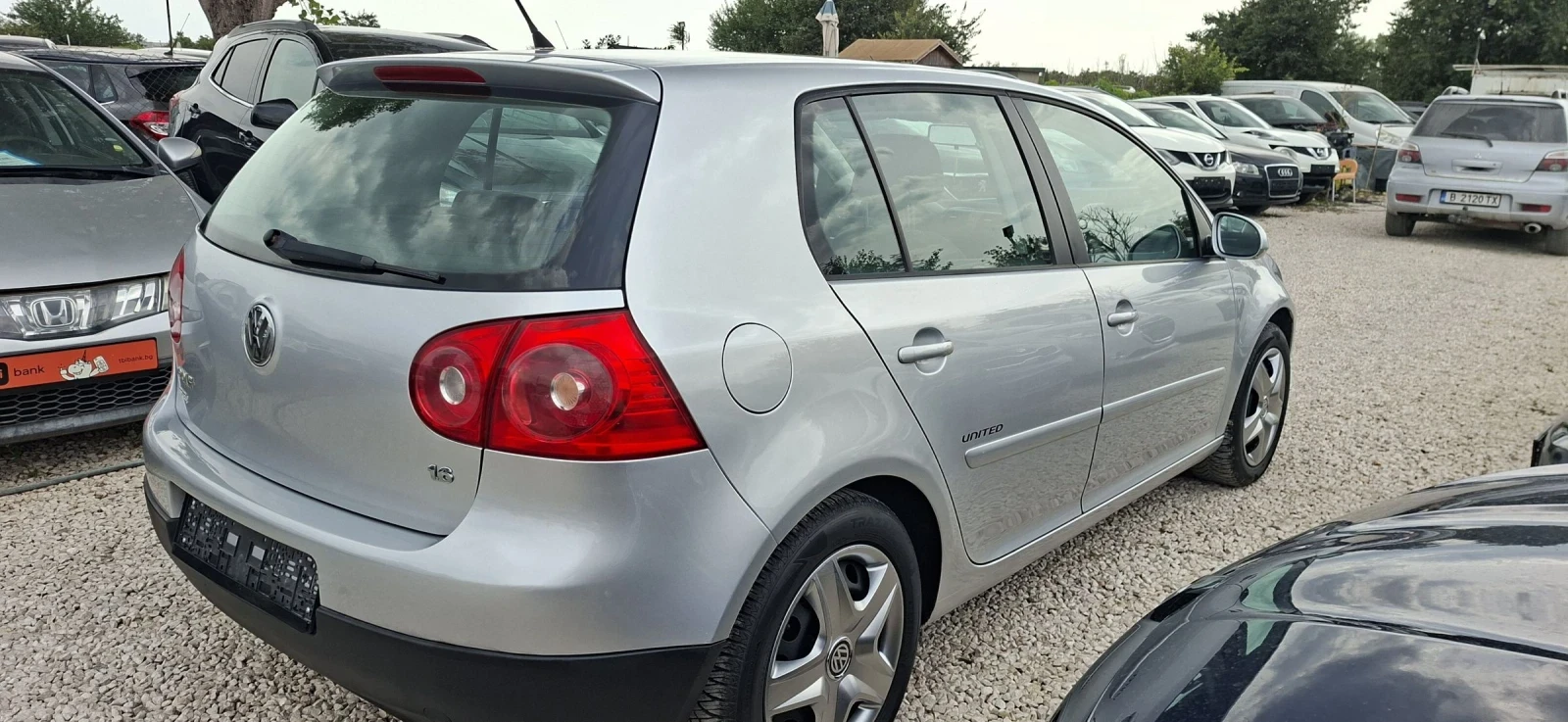VW Golf 1, 6 ГАЗ/БЕНЗИН - изображение 3