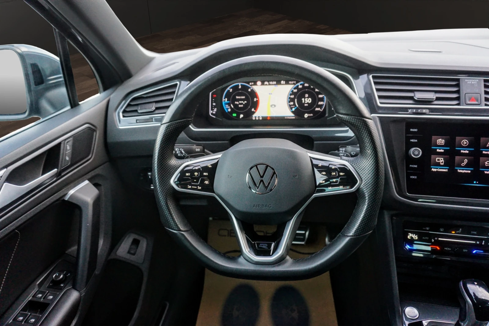 VW Tiguan R-LINE 2.0TDI DSG | Mobile.bg   8